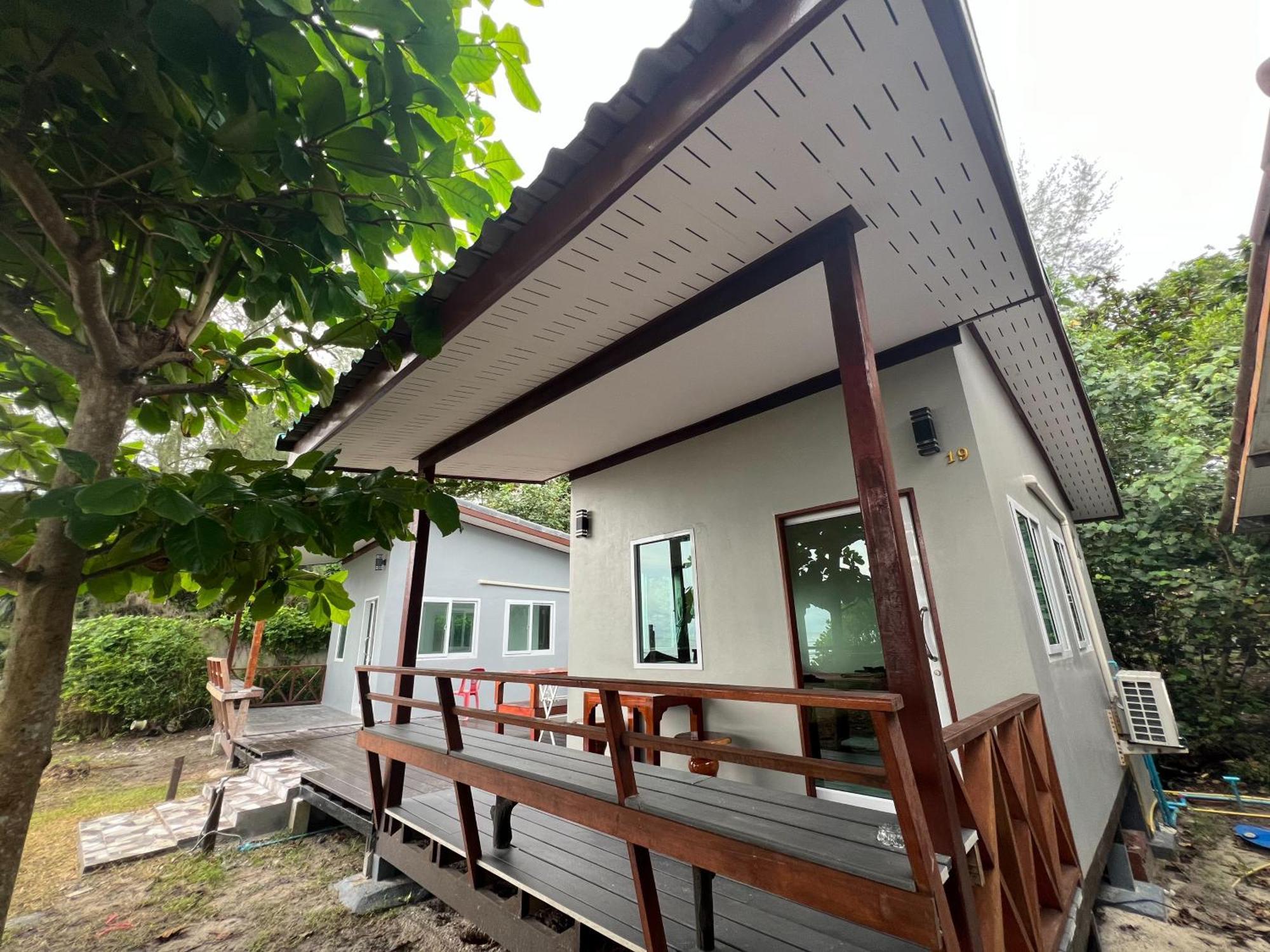 I-Lay House Koh Kood Hotel Ko Kut Exterior photo